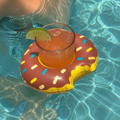 Floating Drink Holders – Practical Coasters for Pool & Beach