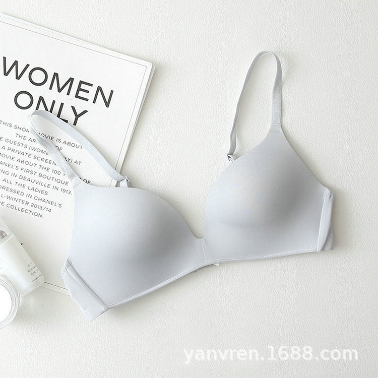 Seamless Push-Up Bra – Wire-Free, Breathable and Supportive with Triangle Cups